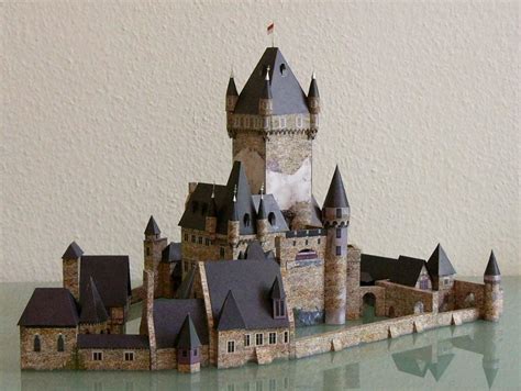 Paper model of castle cochem