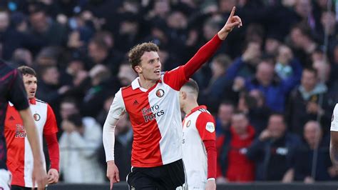 Feyenoord 1 0 Roma Wieffer Decides Dramatic Europa League Quarter