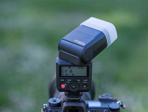 Flash Godox TT350 : analyse approfondie - Photo24