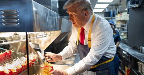 Yelp Disables Comments For Mcdonalds Where Trump Donned Apron The