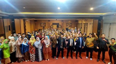 Pelepasan Dan Wisuda Tahfizh Quran Kelas XII SMK MUGA Di Kota Batu Jawa