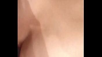 Comiendo el estrecho coño de mi novia después de la cena XVIDEOS