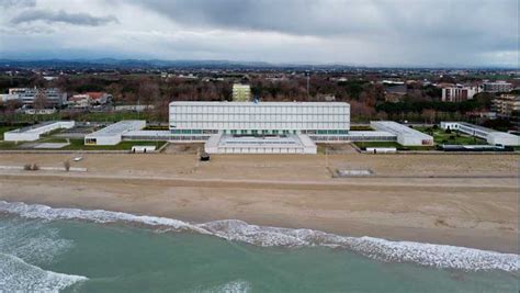 La Spiaggia Di Cesenatico Dopo La Mareggiata VIDEO LivingCesenatico It