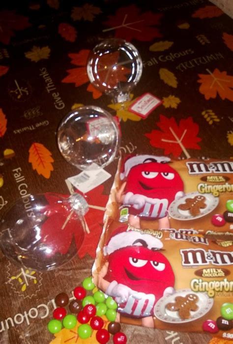 Sweet & Easy Decorations for Christmas Using Holiday M&Ms