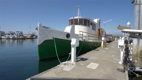 raised  family    year  tugboat