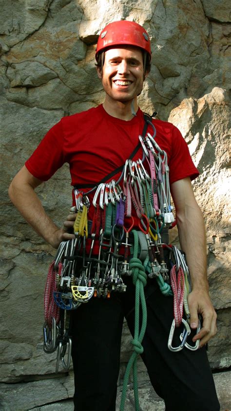 Rock-climbing equipment - Wikipedia | Matériel d'escalade, Alpinisme ...