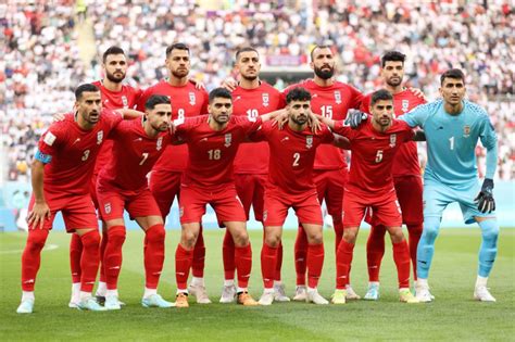 Mundial Qatar 2022 Futbolistas iraníes no cantaron el himno en señal