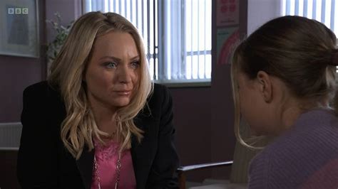 EastEnders: SHOCKING RETURN! Dead Roxy Rises Back From The Dead