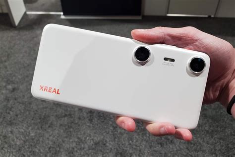 Hands-on with the Beam Pro, Xreal’s phone-sized tablet for AR glasses ...