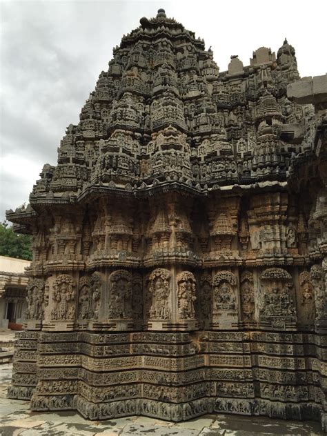 The left tower of Somanathapura temple | Dark fantasy art, Buddha ...