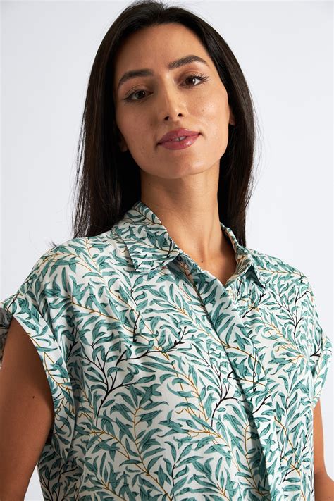 Abinaya Leaf Print Short Sleeved Shirt Green Louche