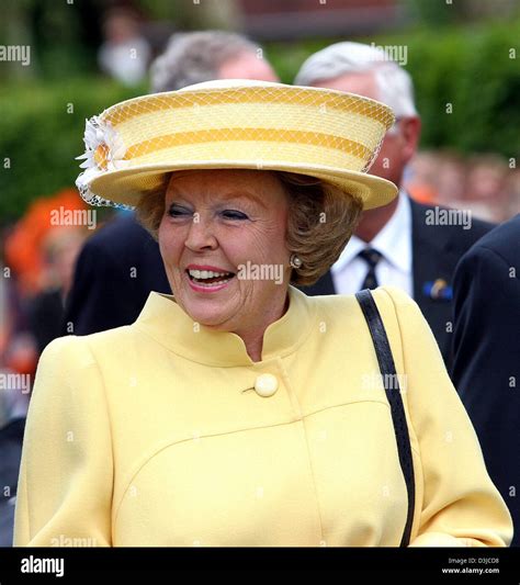 Dpa Dutch Queen Beatrix Der Niederlande Laughs During Her Visit In