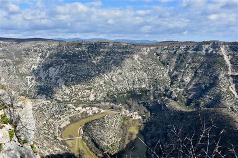 Le Chemin De Saint Guilhem Une Itin Rance P Destre Grandiose