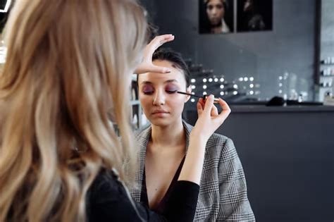 Por qué se celebra el Día Internacional del Maquillador