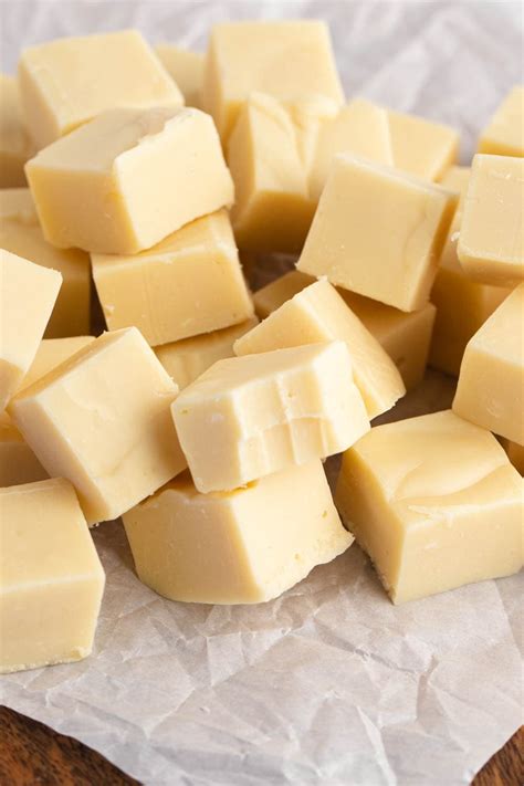 White Chocolate Fudge Easy Recipe Insanely Good