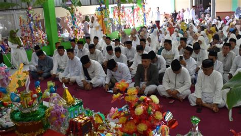 Maulid Digelar Kemenag Bone Bertemakan Moderasi Beragama