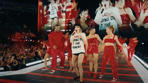 Taylor Swifts Eras Tour Concert Film Will Hit Cinemas Down Under In