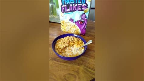 Food Club Frosted Flakes Cereal Review Video Youtube