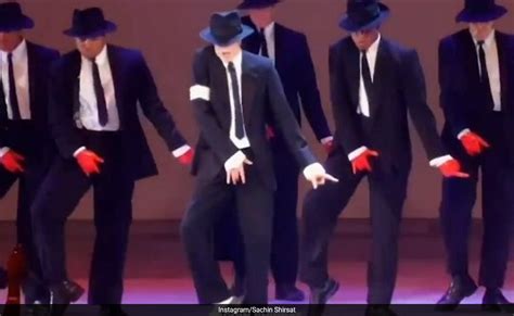 Mashup Of 'Panchayat' Song With Michael Jackson Dance Goes Viral