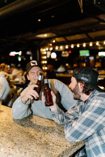 Jonathan’s Grille Now Open in Brentwood, TN