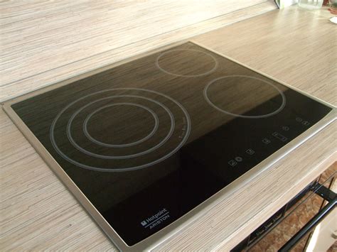 Электрическая варочная панель Hotpoint-Ariston 7 HKRC 631 TRU/H ...