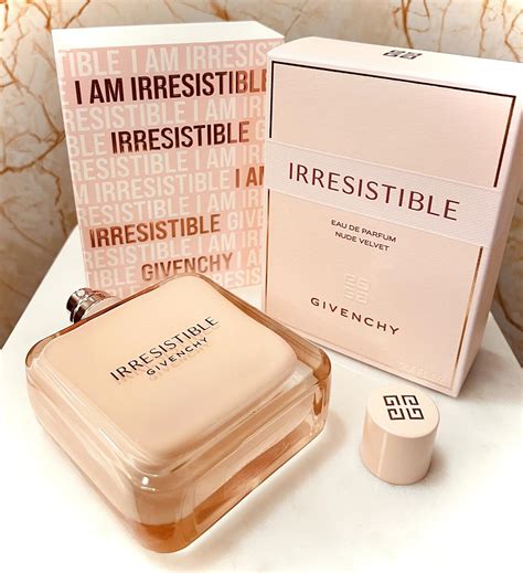 Irresistible Nude Velvet Givenchy άρωμα ένα νέο άρωμα για γυναίκες