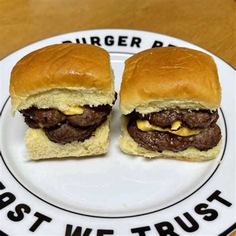 Quick N Eat Flame Grilled Angus Beef Burgers • The Burger Beast