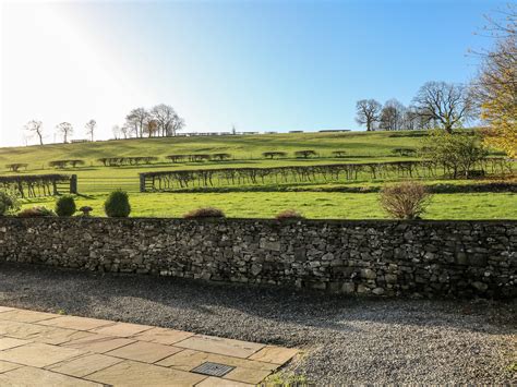 Lower Cowden Farm Bakewell Dog Friendly Holiday Cottage In Peak District