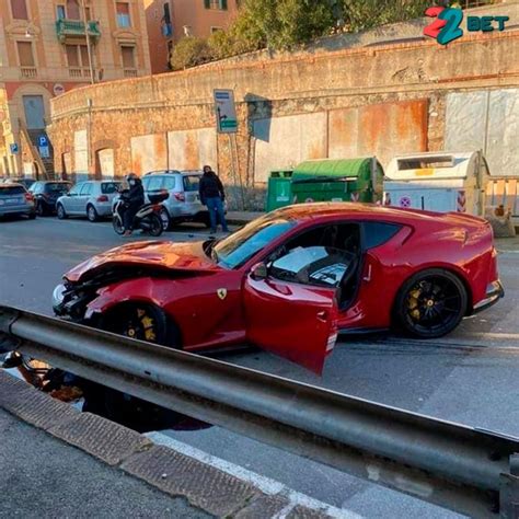 Ferrari 812 Superfast Pemain Kebangsaan Itali Remuk ‘dikerjakan