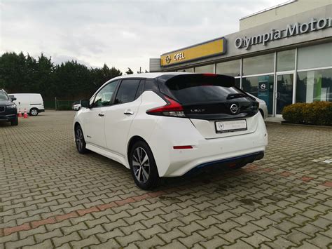 Nissan Leaf Acenta Kwh At Omo