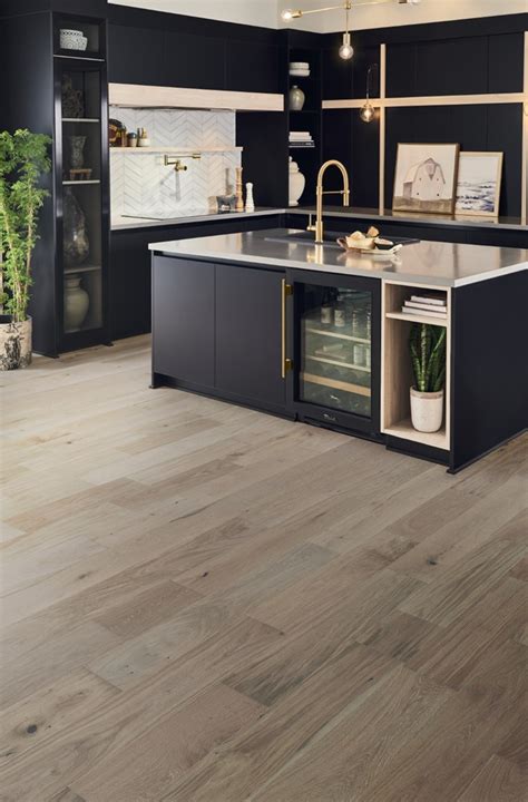 Top Flooring Trends In 2022 Cover Ups Flooring Bath