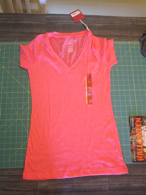 how to cut up a t shirt 10