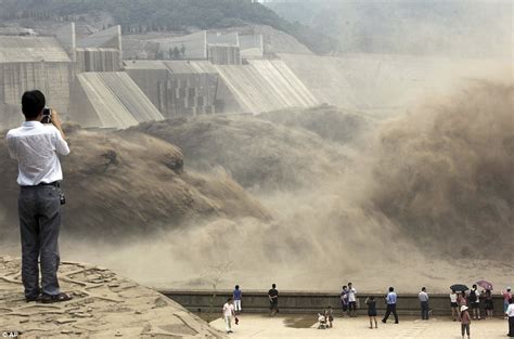 Apocalypse Dam Chinas Giant Man Made Waterfall As Floodgates Are