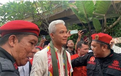 Apa Dampak Kunjungan Ganjar Pranowo Ke Surabaya Ini Pendapat Pengamat