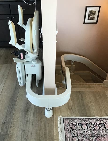 Curved Stairlift Acorn 180 Acorn Stairlifts Usa