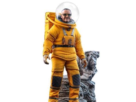 Figure Hot Toys Mms Marvel Comics Guardians Of The Galaxy Vol Stan Lee Newegg