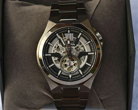 WTS Bulova Maquina Gunmetal Skeleton 98A179 Barely Worn Full Kit