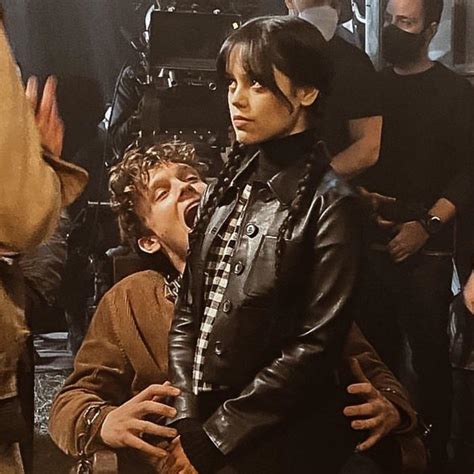 Best U Slientdrag Images On Pholder Is It Just Me Or Is Homie Grabbing Her Ass While Shes