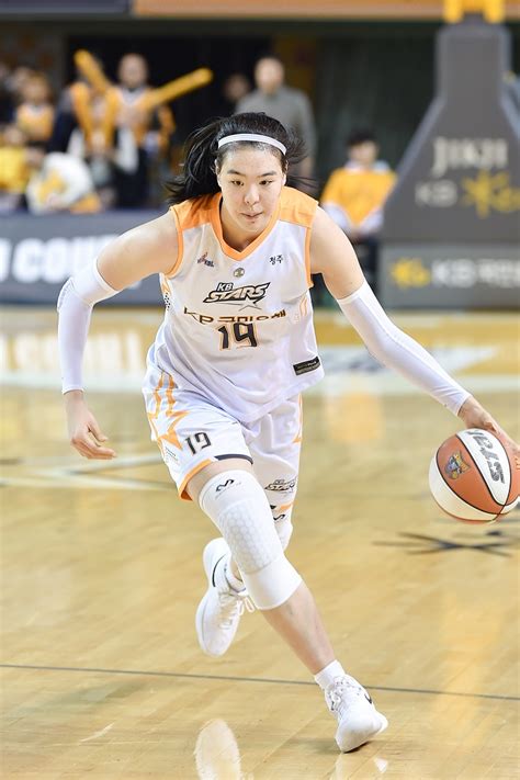 Wkbl 시즌 3번째 박지수 6라운드 Mvp 선정mip는 김지영