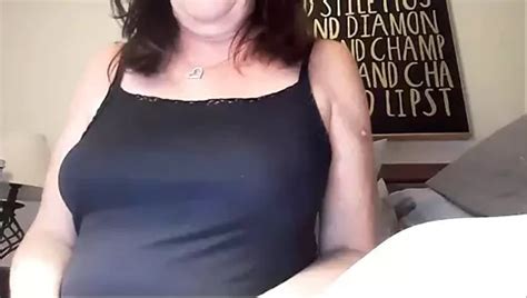 BBW Fingering Her Pussy Cums All Over Her Fingers Big Nipples Porn Feat IllustriousAnnie