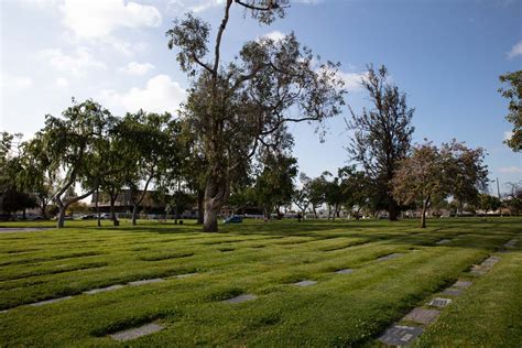 Gallery | Park Lawn Cemetery