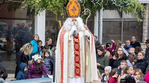 Sv Nikola Razveselio Mali Ane U Metkovi U Odrasli U Ivali Na Sajmu