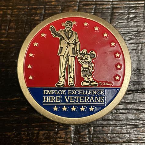 WALT DISNEY WORLD VETERANS INSTITUTE EMPLOYEE EXCELLENCE CHALLENGE COIN