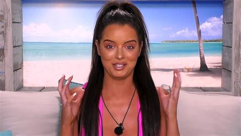 8 Reasons Why We Love Maura On Love Island So Far