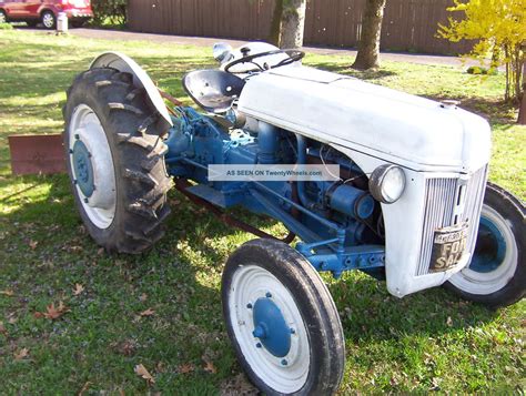 1941 Ford 9n tractor specs