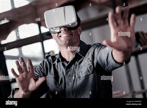 Mature Guy Hi Res Stock Photography And Images Alamy