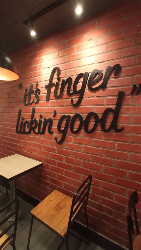 Kfc Aesthetic Cafe Interior Creative Snaps For Snapchat Food