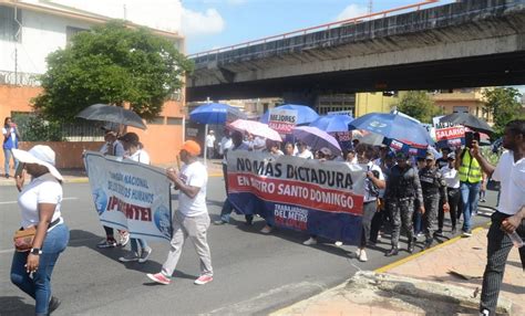 Empleados Del Metro Protestan En Palacio