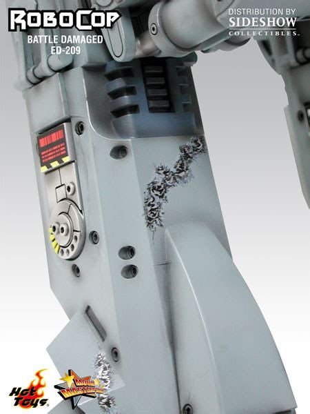 Hot Toys MMS Robocop Ed Battle Damaged Version Hot Toys