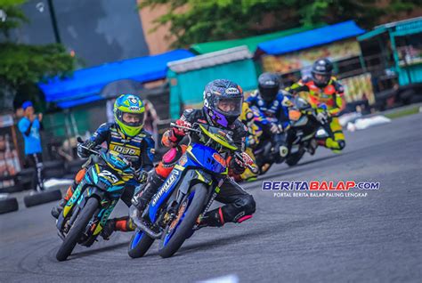 Hasil Qtt Dan Race Mcr Putaran Sabtu Maret Beritabalap